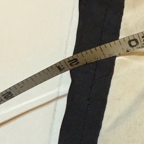 Black and Cream Monster Pullover windbreaker Jacket - Picture 4 of 6